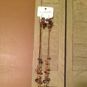 Earrings and necklace set